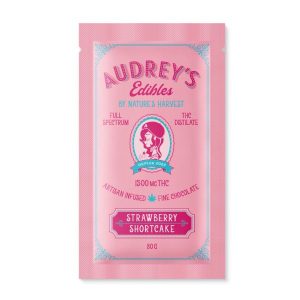 Audrey’s 1500mg Chocolate Bar Strawberry Short Cake